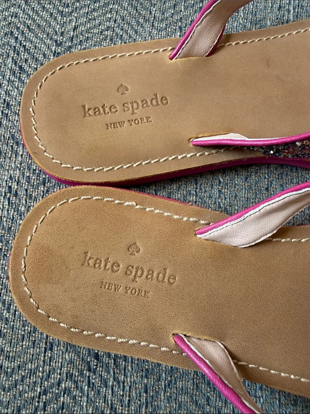 Kate Spade Icarda Glitter Bow Flip Flops Size: 8.5 M